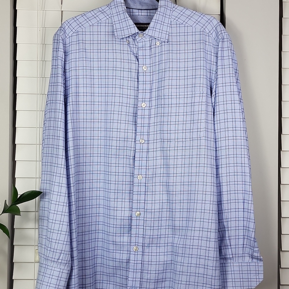 Johnston & Murphy Men's Light Blue Long-Sleeve Button-Down Shirt. Size 4